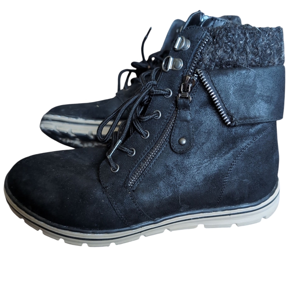 Cliffs by White Mountain Women's Hope Lace Up Hiking Boots